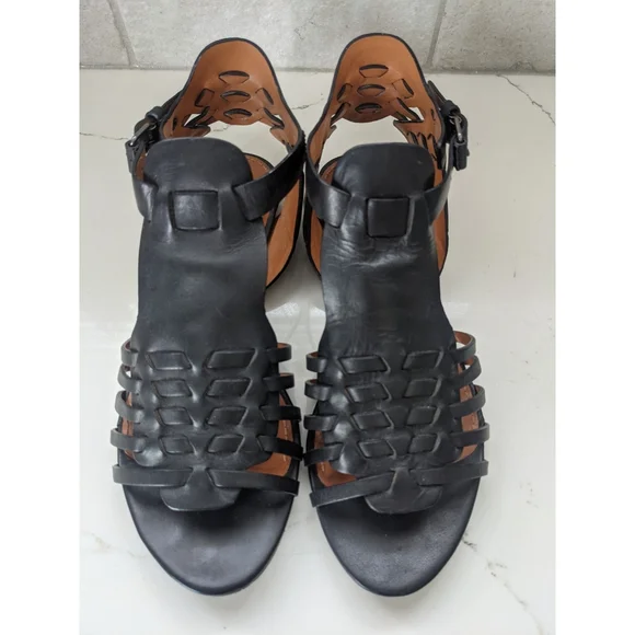 GIVENCHY black leather gladiator sandals - Picture 7 of 14
